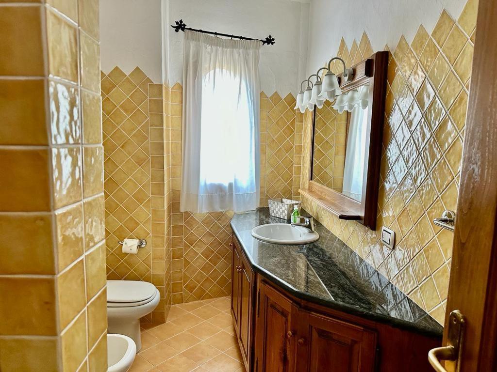 Villa Rosa Cannigione Luaran gambar